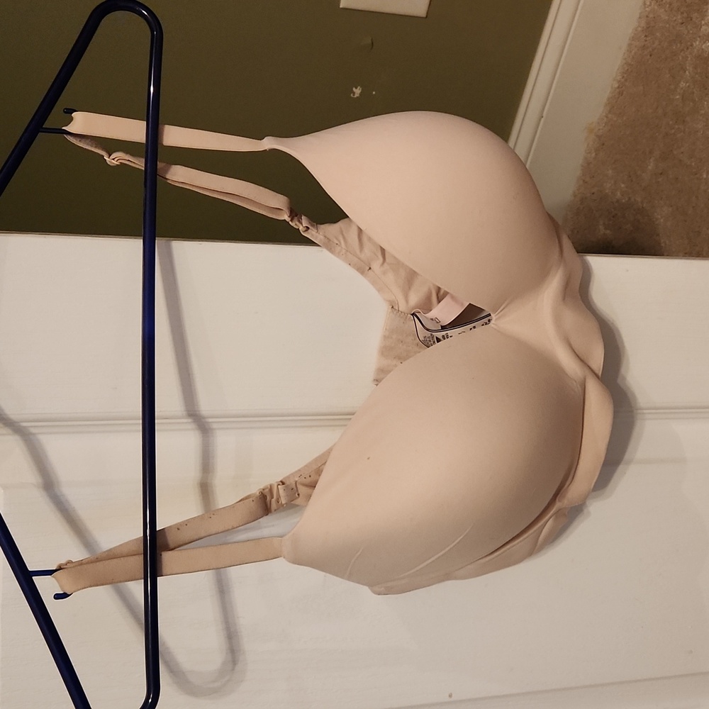 Victoria's secret bra